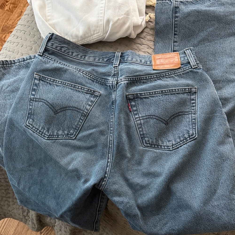 Levi’s 501 90’s Jean - Picture 6 of 9